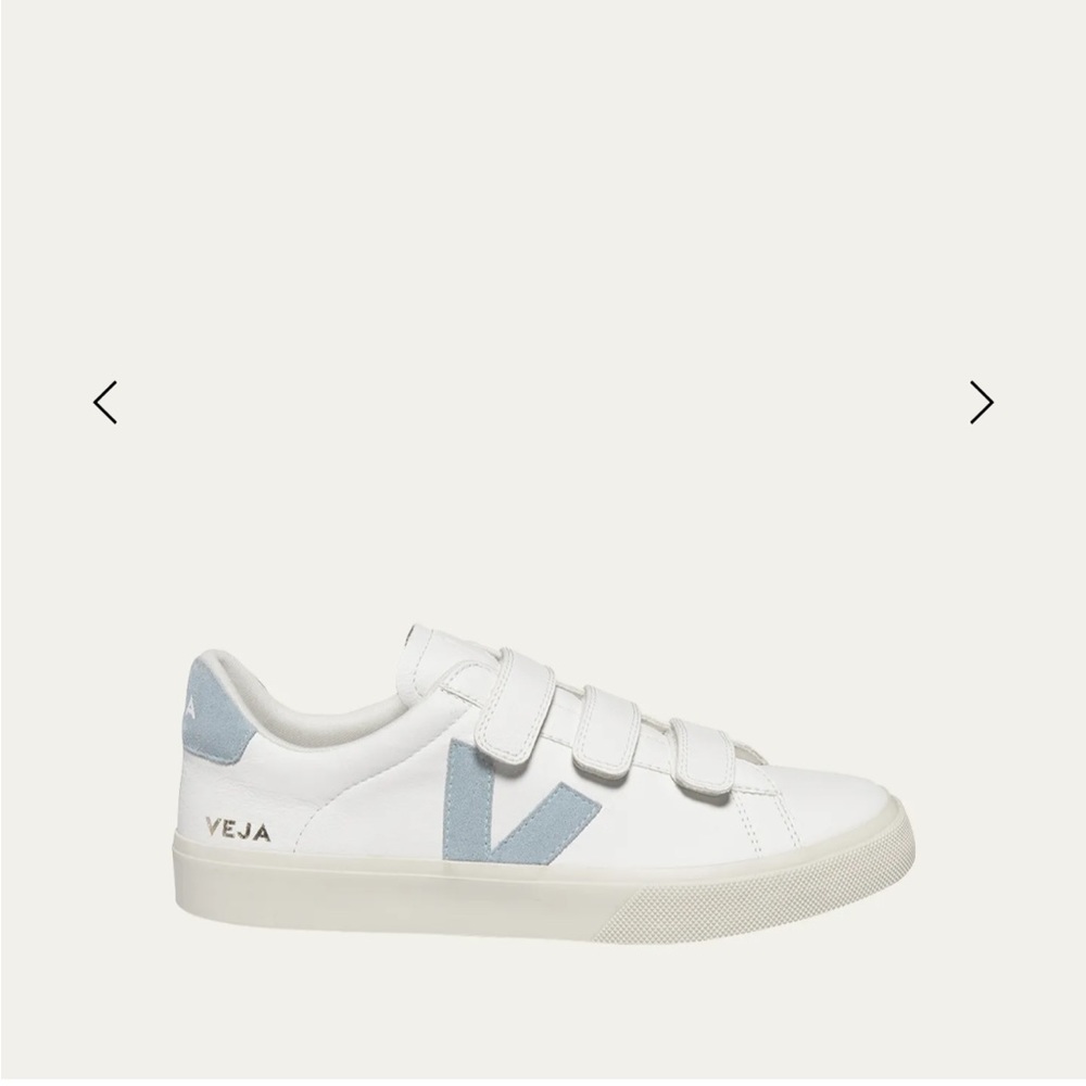 Veja velcro sneakers, US size 7